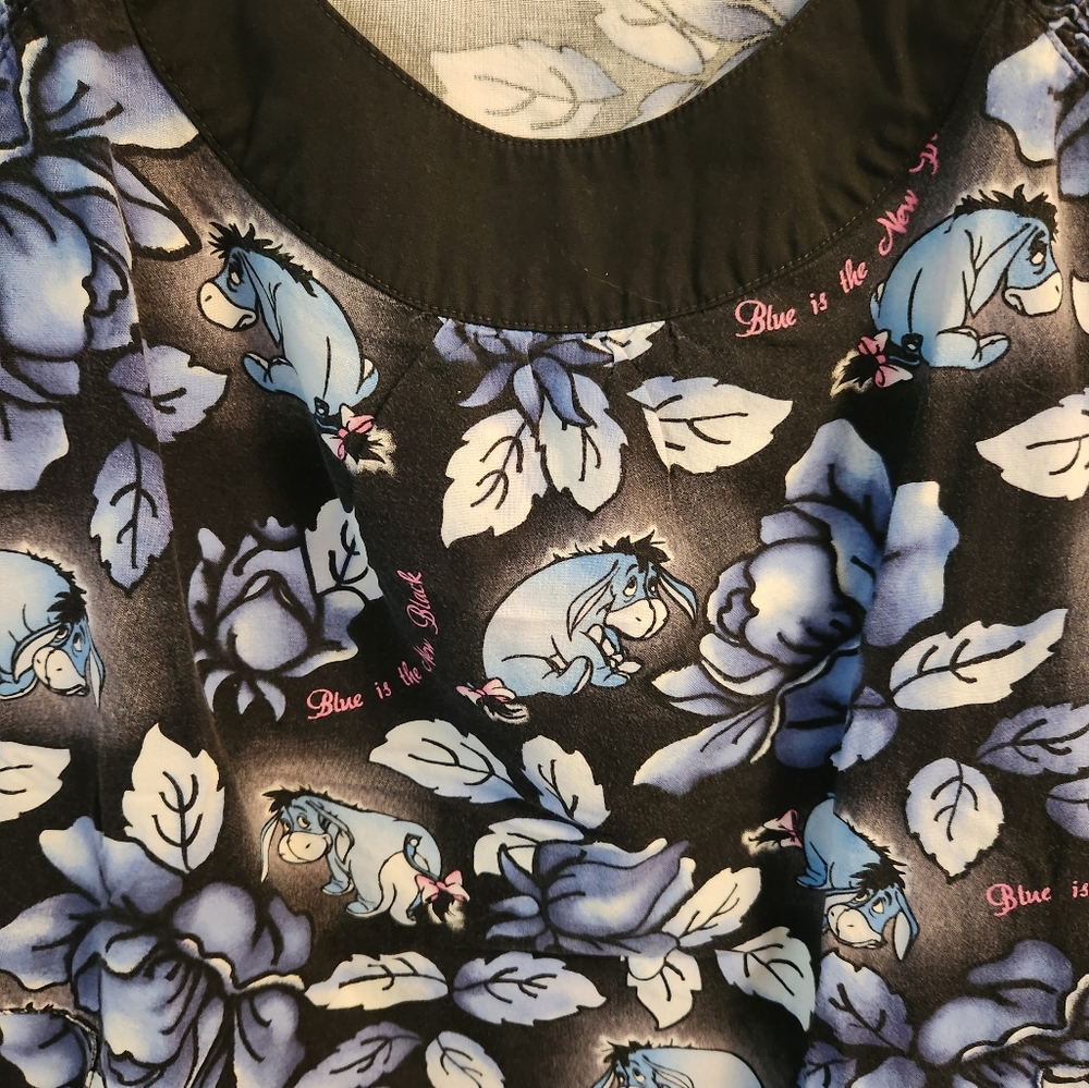 Scrub top - Picture 2 of 2